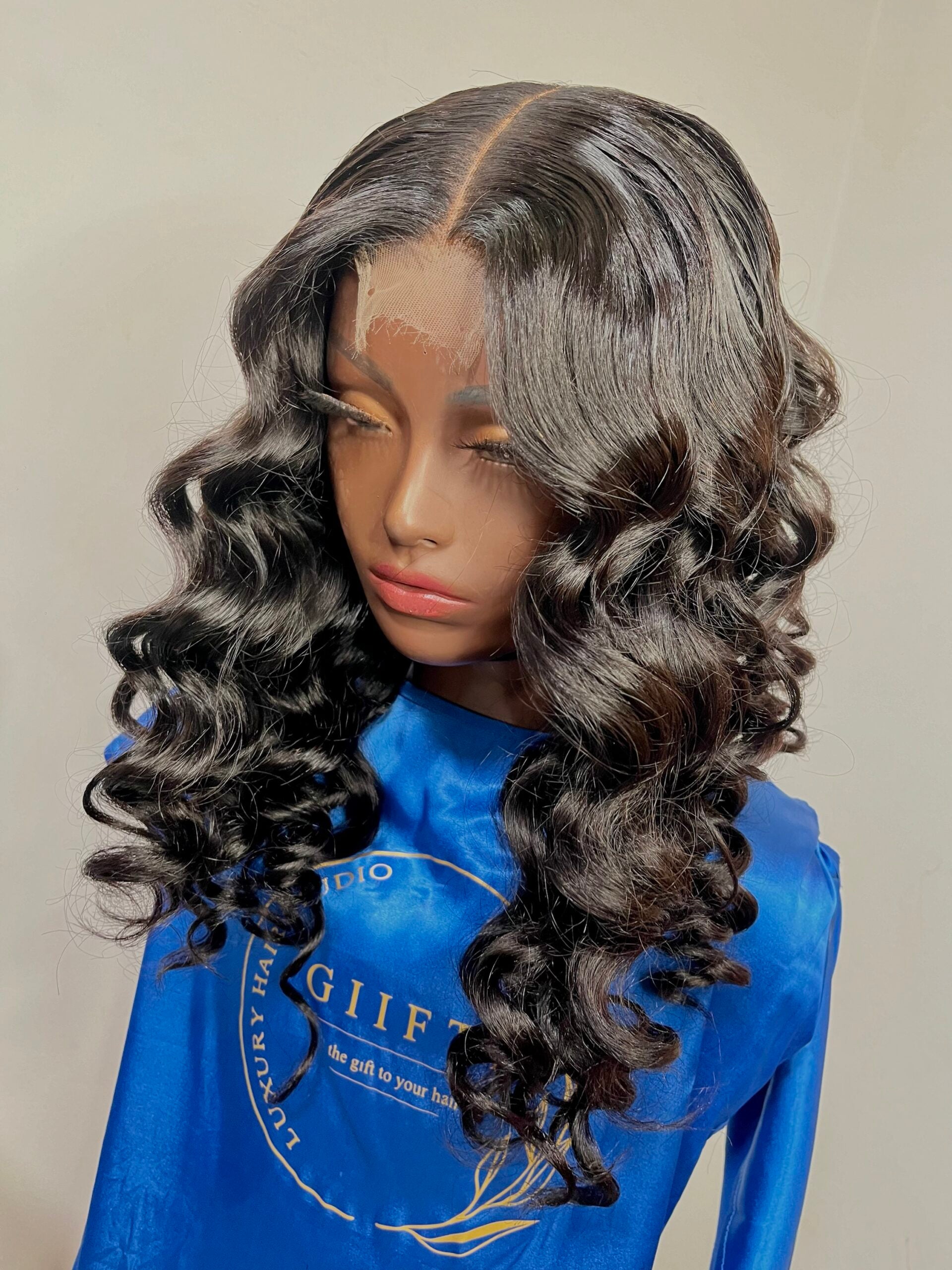 Raven- Glueless 2x6 Hd Loosewave 18” Hd Wig image 2